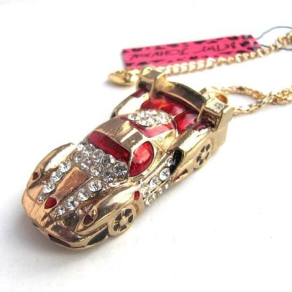 NWT Rhinestone Crystals Sports Car Racing Pendant Necklace Chain - Picture 2 of 6
